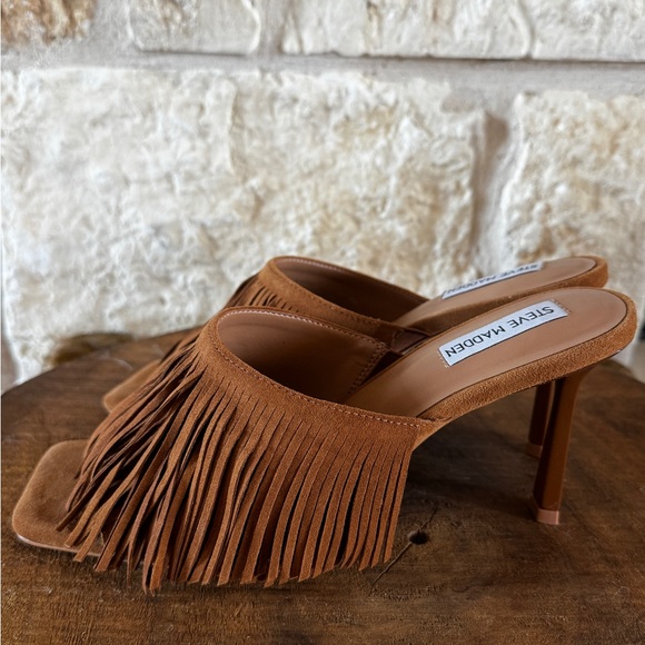Steve Madden Fringe Heels - Picture 4 of 6